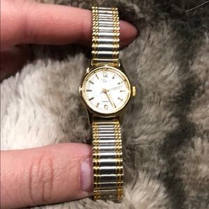 Vintage Timex watch with stretch band
